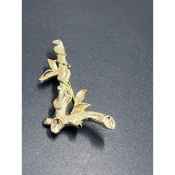 Sarah Cov Vintage 1964 ABC Collection Gold
Tone Initial L Bamboo Branch Brooch - Picture 2 of 7